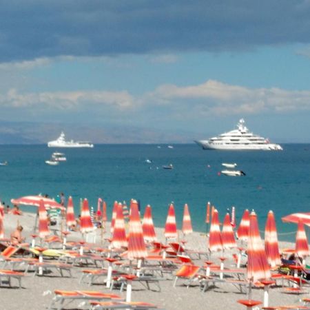Icaro Διαμέρισμα Letojanni Εξωτερικό φωτογραφία