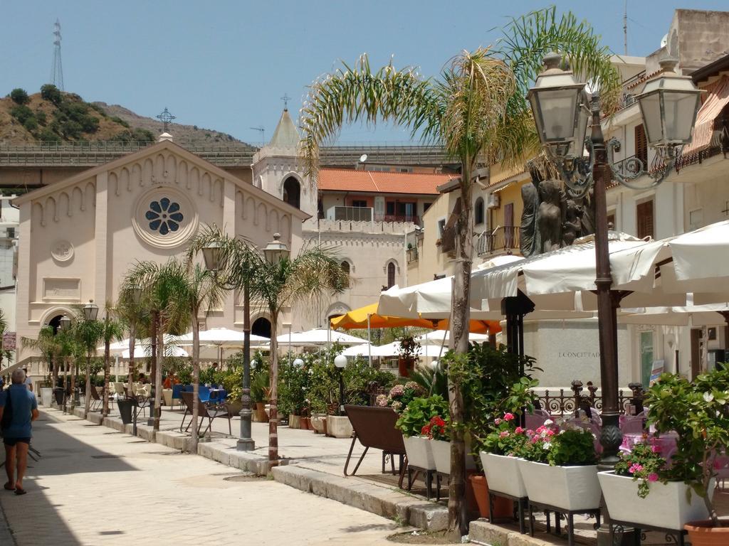 Icaro Διαμέρισμα Letojanni Εξωτερικό φωτογραφία