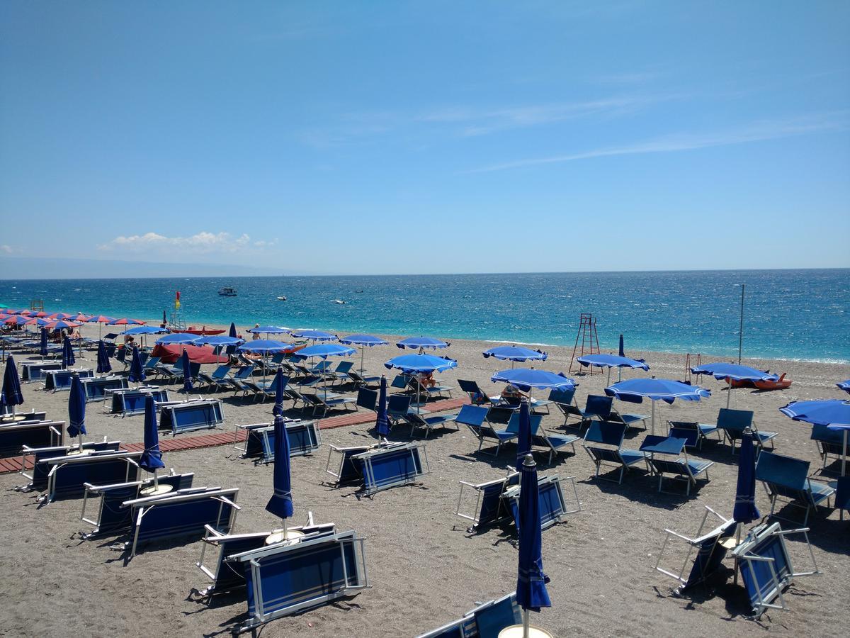 Icaro Διαμέρισμα Letojanni Εξωτερικό φωτογραφία